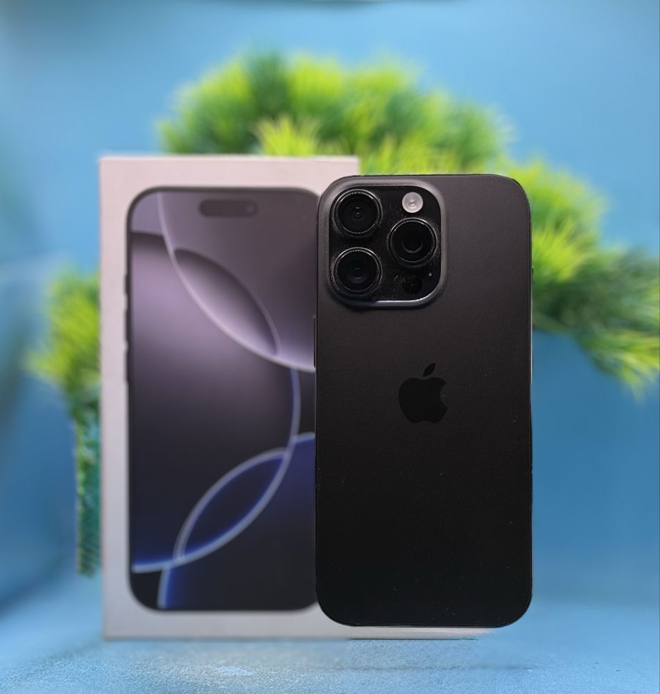 ГАРАНЦИОНЕН!!! Apple iPhone 16 Pro, 128GB, 5G, Black Titanium