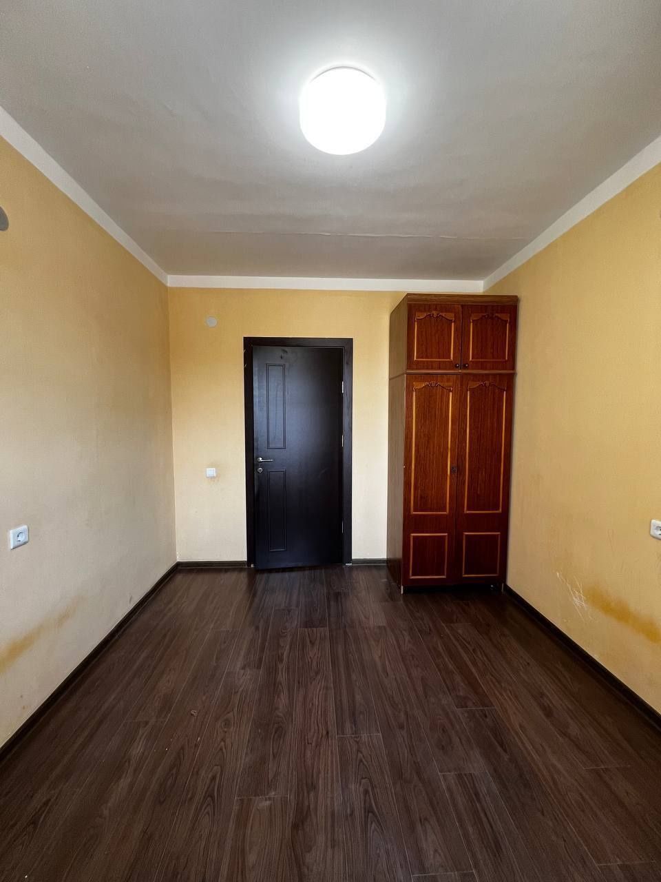 Arzon kvartira sotuvga chiqdi 3xonali Sergeli 7a Shoshilin