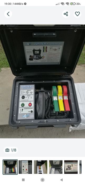 Vînd sculele de lucru