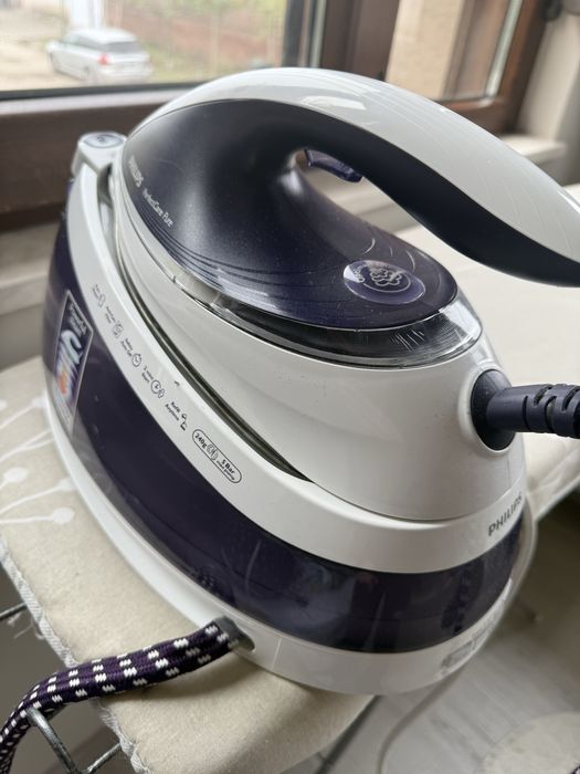 Паров генератор Philips PerfectCare Pure