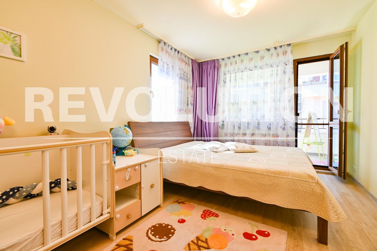 Дава се под наем Тристаен апартамент в София, Витоша - 110 кв.м за 1000 € - Снимка #9