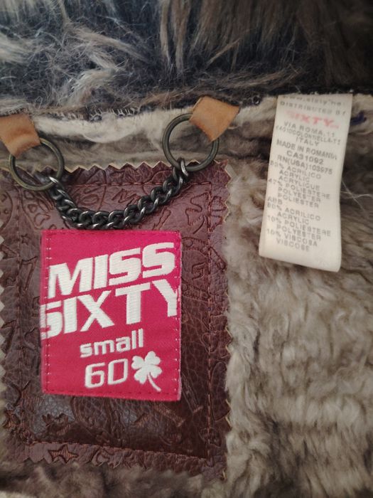 Scurtă damă Miss Sixty