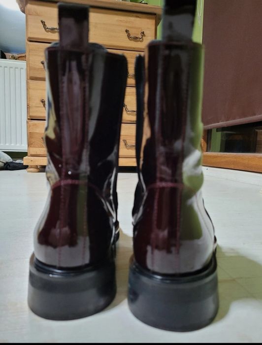 Botine lăcuite Rage Age