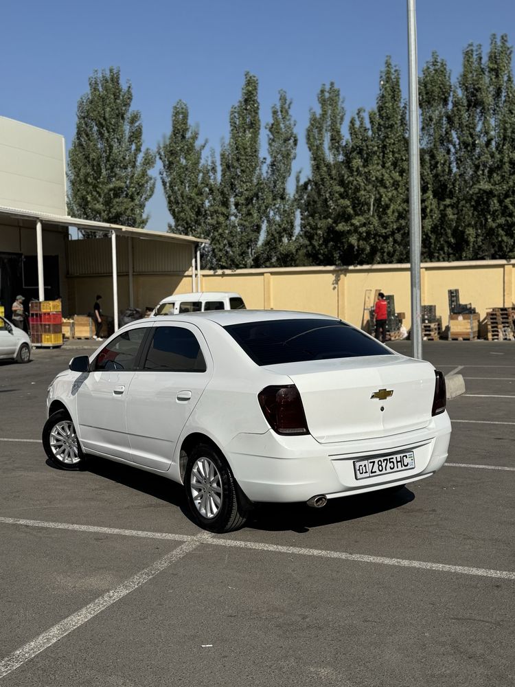 Cobalt 2014 yil 4 pozitsa