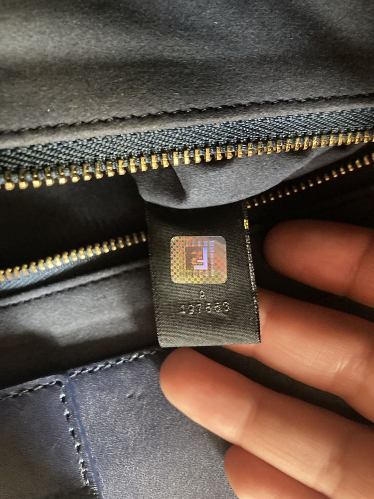 FENDI Regular 2Jours (medium)