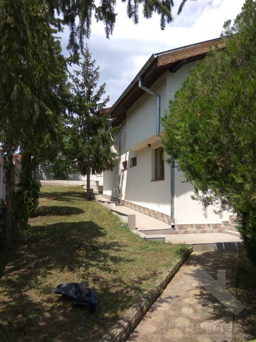 Двуетажна къща в село Детелина, обл.Варна