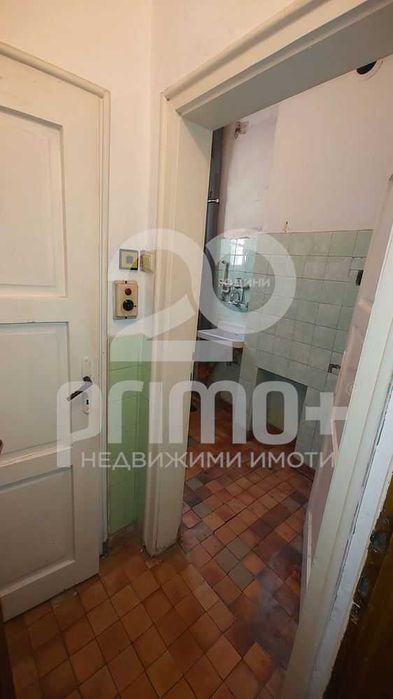 Продава се Етаж от къща в Велико Търново, Център - 103 кв.м за 1263 €/кв.м - Снимка #6