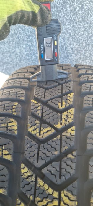 Anvelope Pirelli SottoZero Run Flat 205 40 R18
