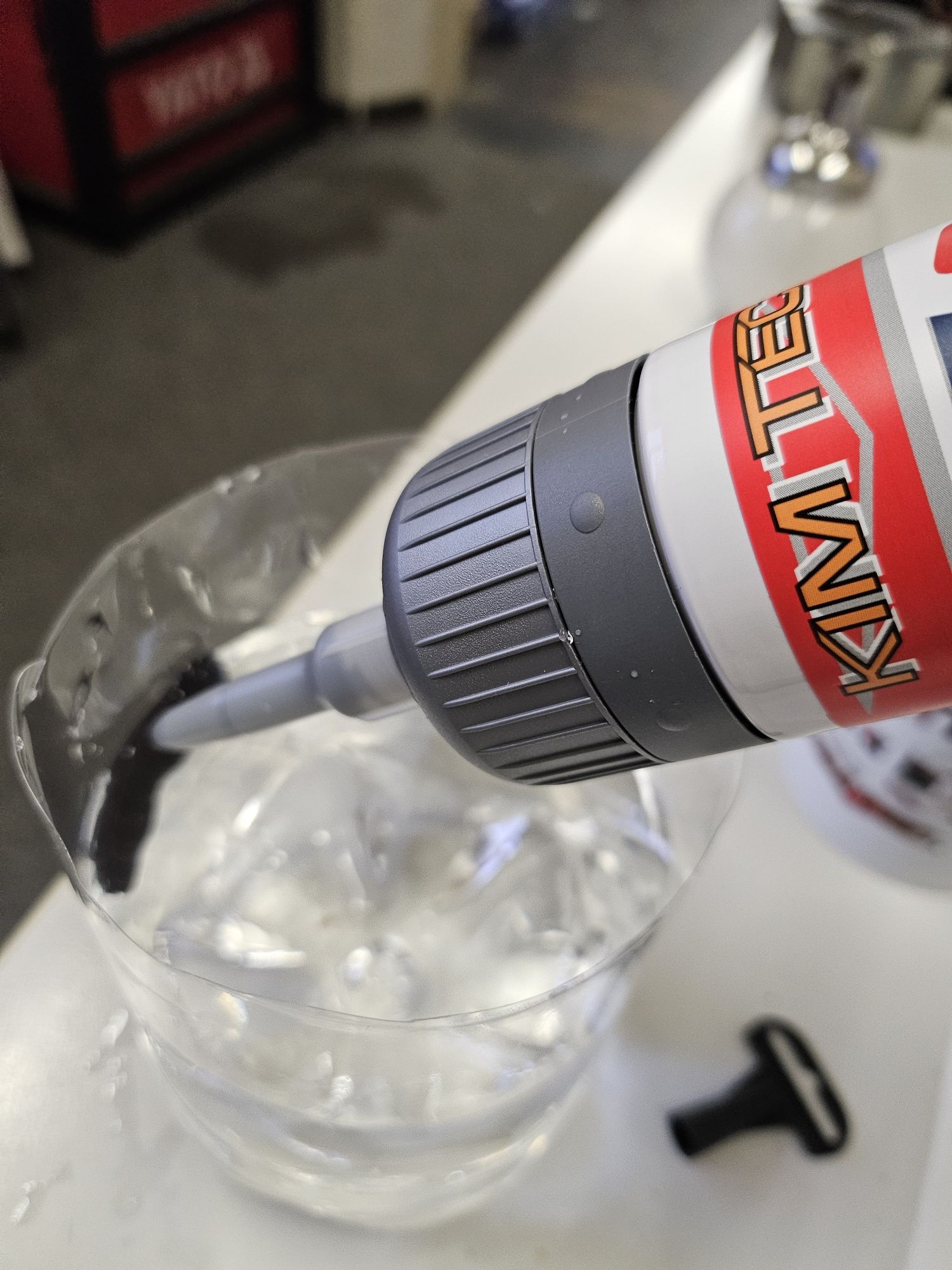 Silicon negru +300°C-200ml.Silicon motor cauciuc 100% fara miros.
