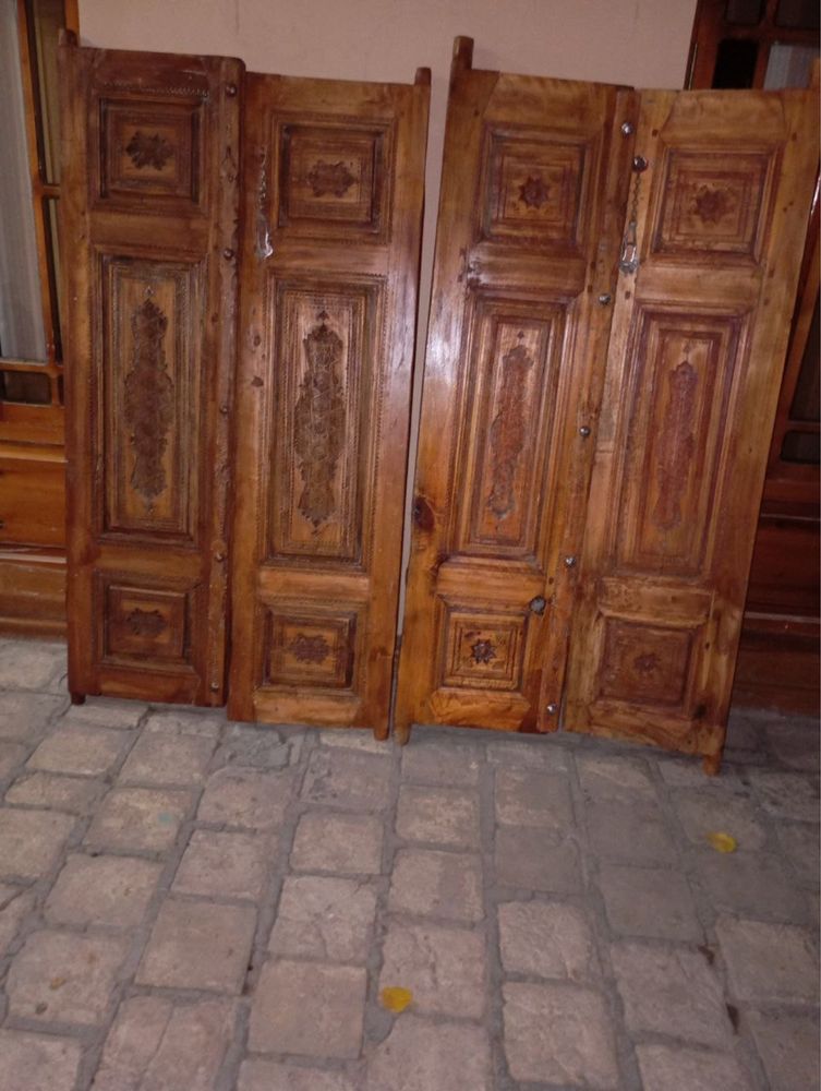 Эшиклар сотилади 1.60х90 см