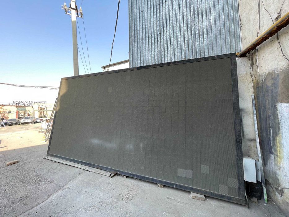 Продажа! LED Экран 6 на 3 метра и каркасные стойки