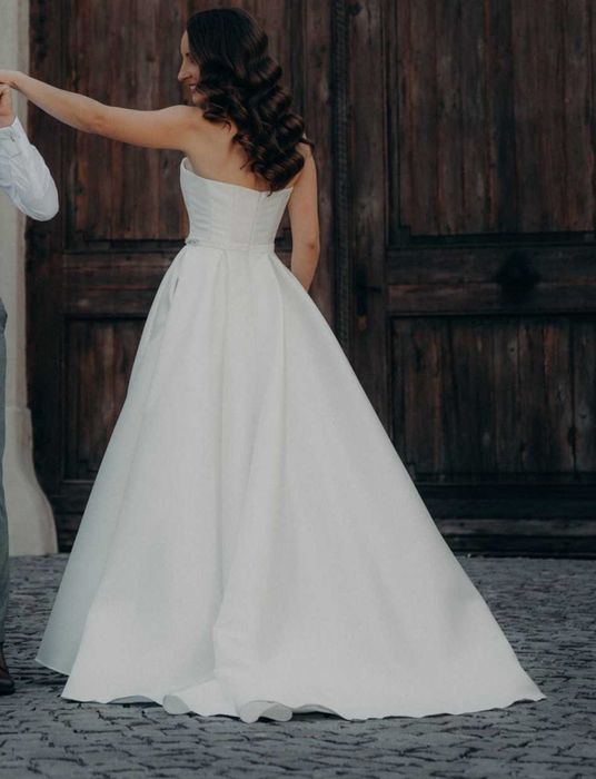 Rochie de mireasă A line