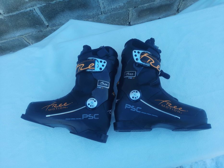 Ски обувки 30,5см. Freemotion FM16