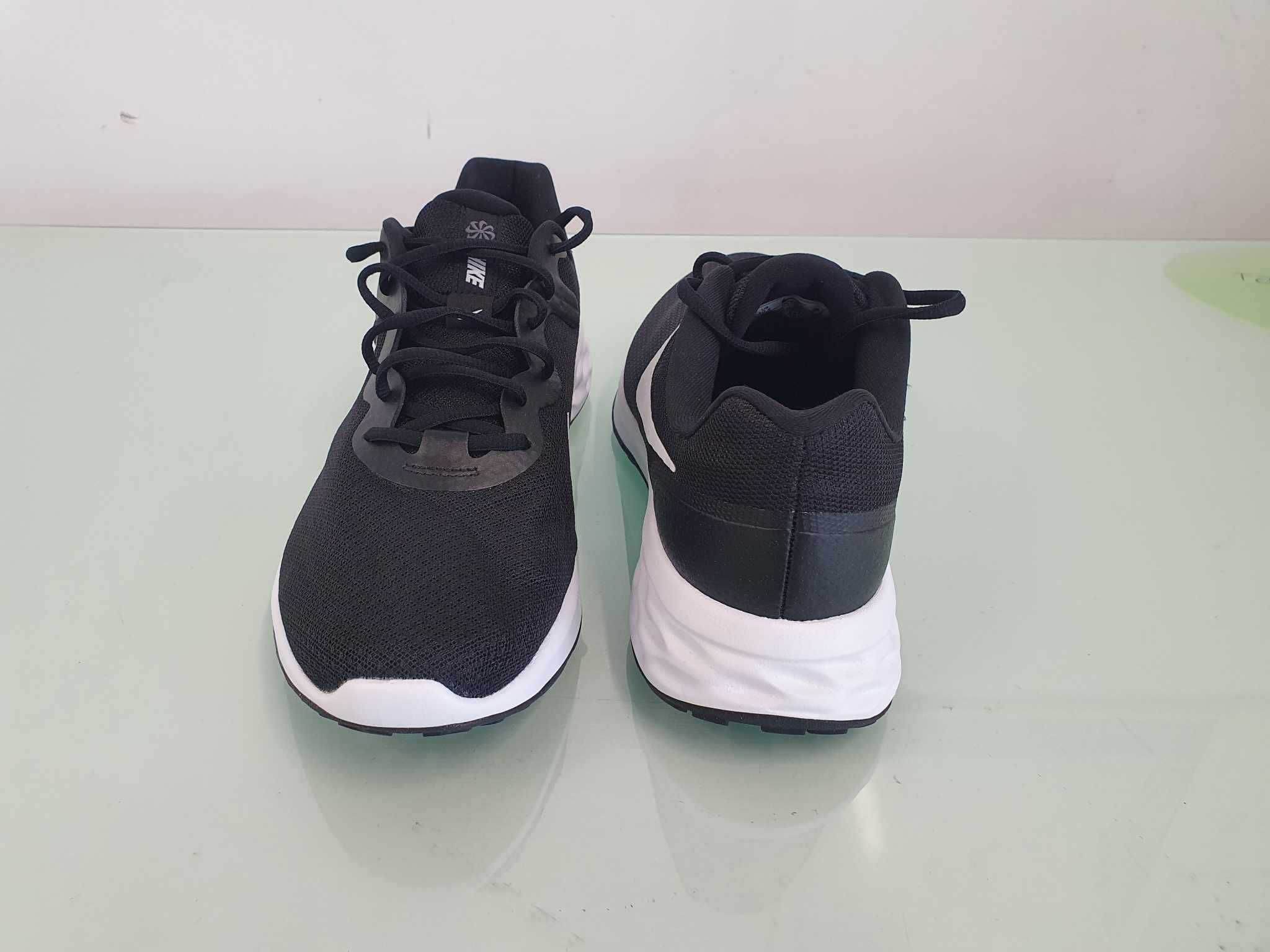 Мъжки Маратонки за бягане/тренировки Nike Revolution 6 nn размер 44.5