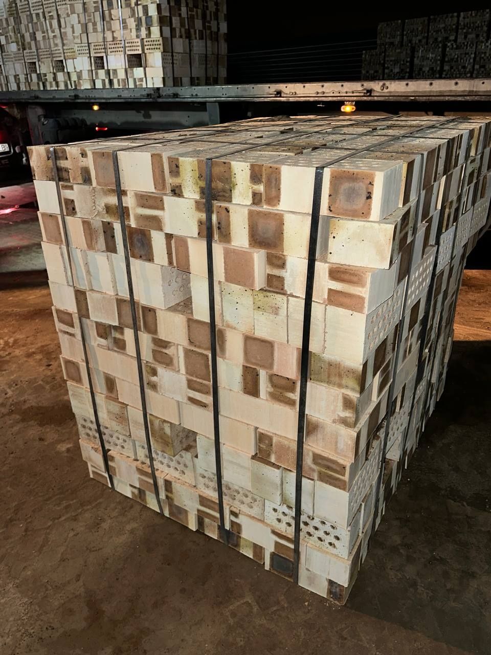 Пишган гиштларимиз М75 дан то М150 Маркагача мавжуд  сиз истаган холда