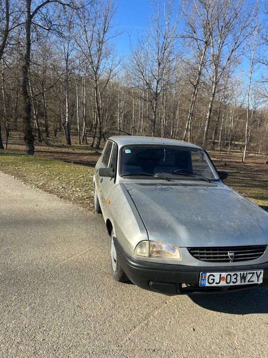 Vând Dacia 1310 Berlina