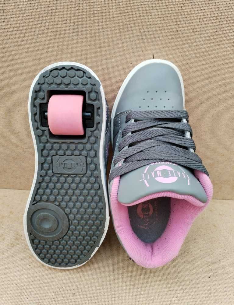 SkateMate by Heelys детски скейт маратонки ролери с колелца на петите