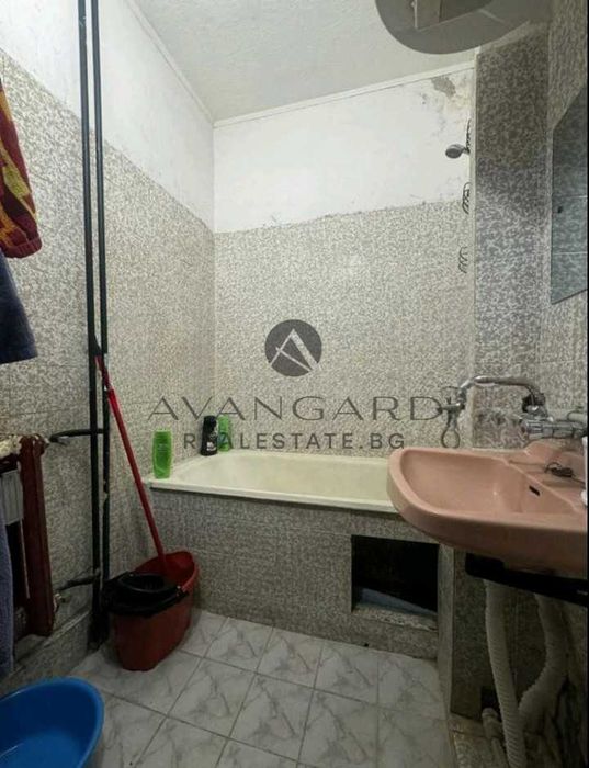 Продава се Тристаен апартамент в Пловдив, Изгрев - 68 кв.м за 1020 €/кв.м - Снимка #3