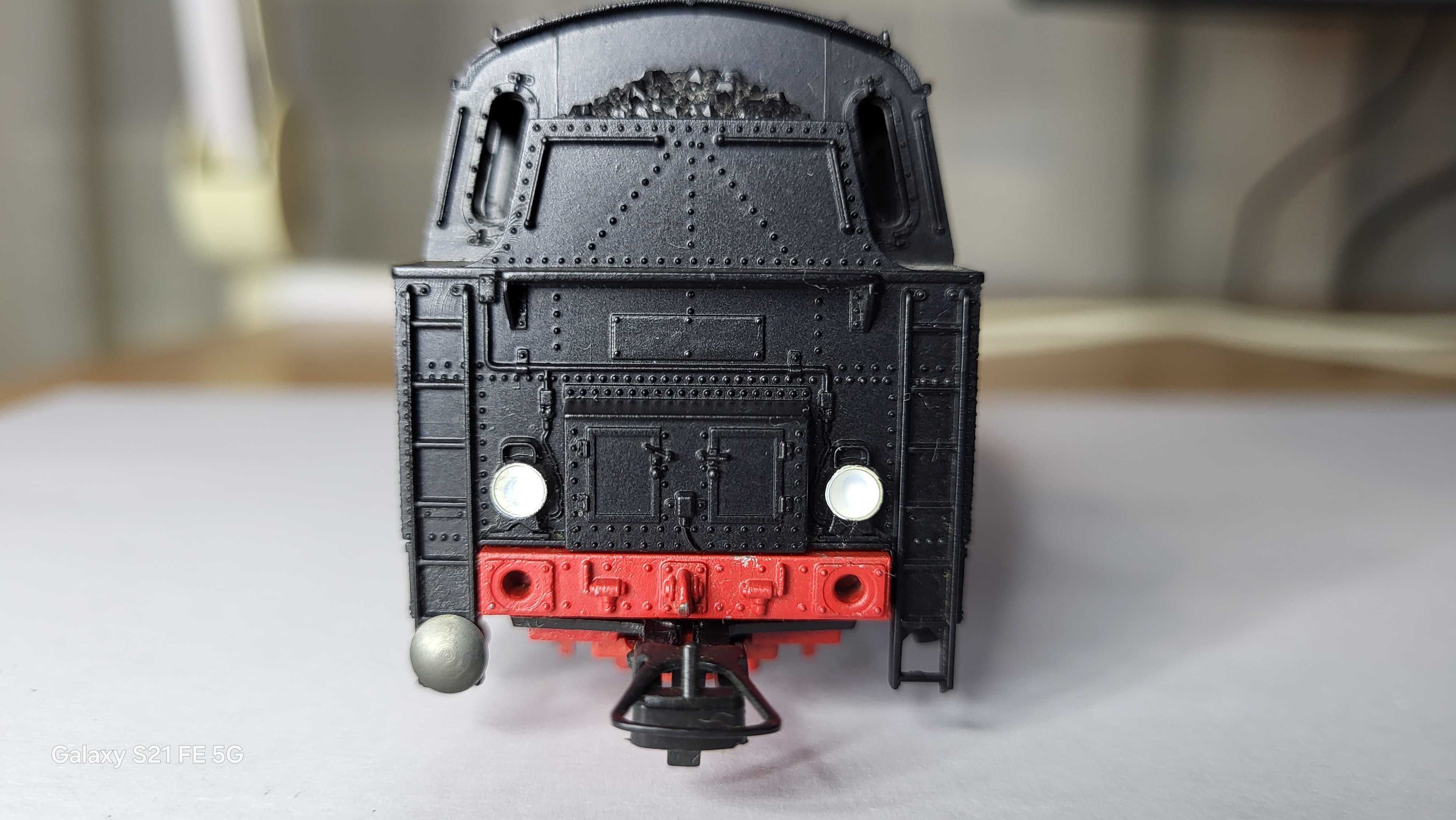 Roco 63338 Locomotiva cu abur Br 80 , DB, epoca III Testata