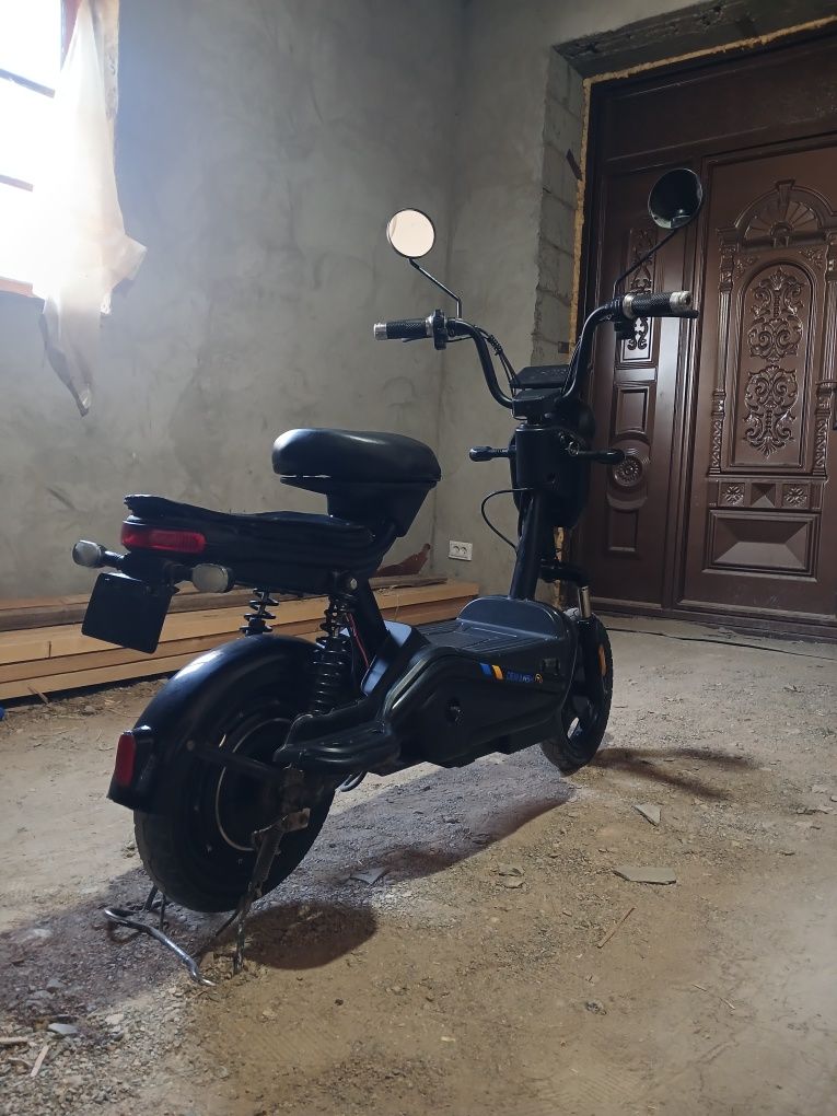 Elektra skuter 1 zaryat bn 10 km bosib otadi