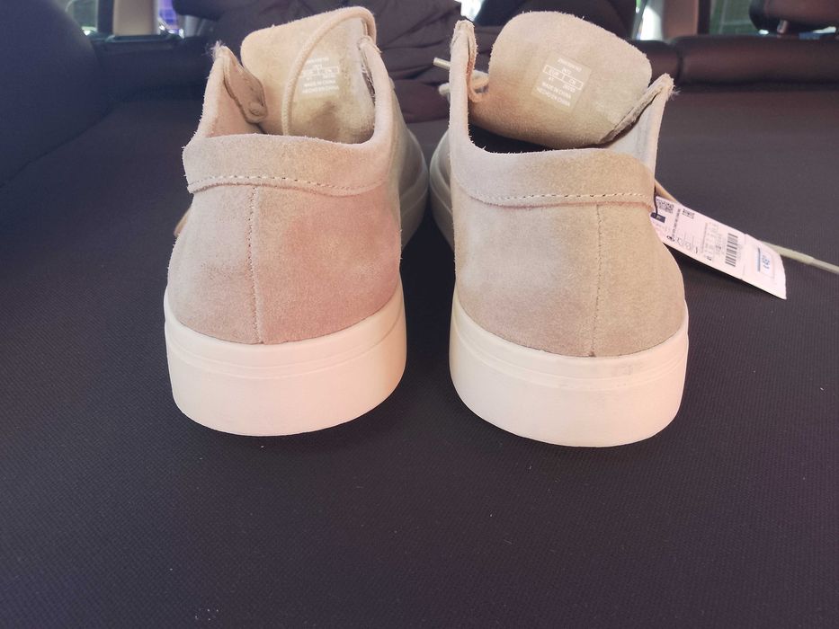 Pantofi piele intoarsa, Zara