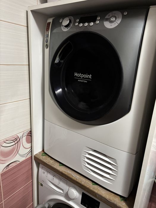 Пералня и сушилня Hotpoint ARISTON