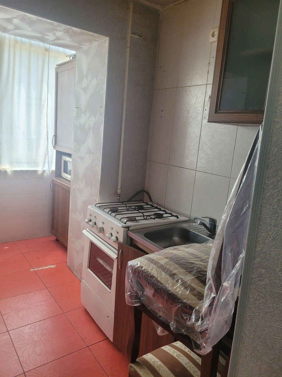 Сдается 1 комнатная квартира Буюк Ипак Йули, Максим Горький гостроном