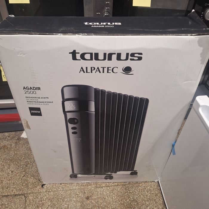 Ел. Радиатори за отопление два размера 1500W и 2500W нови в кашон