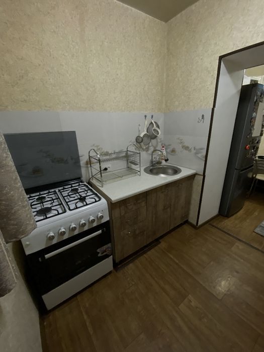 Продаю квартиру можно под офис лисуново рядом рестаран парвоз