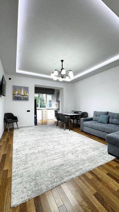 Квартира в центре 3/3/4. 75м2. Высокопотолочка