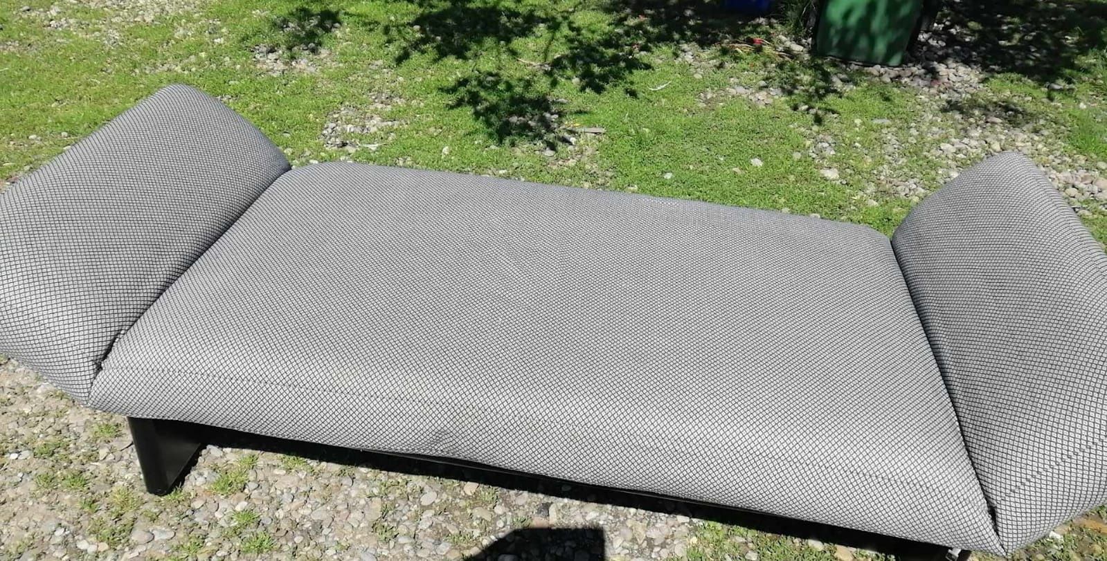 Vând canapea extensibila cu pernele aferente