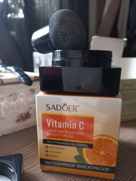 Crema CC / Fond de ten cu vitamina C