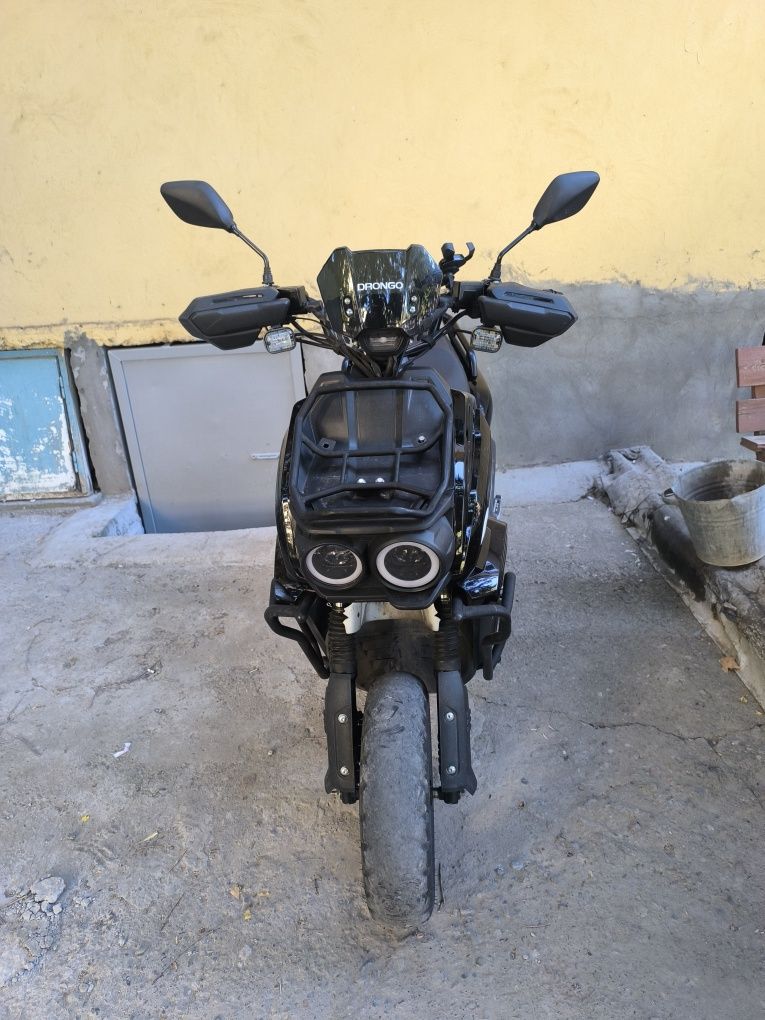 Tank Skuter Srochno sotiladi