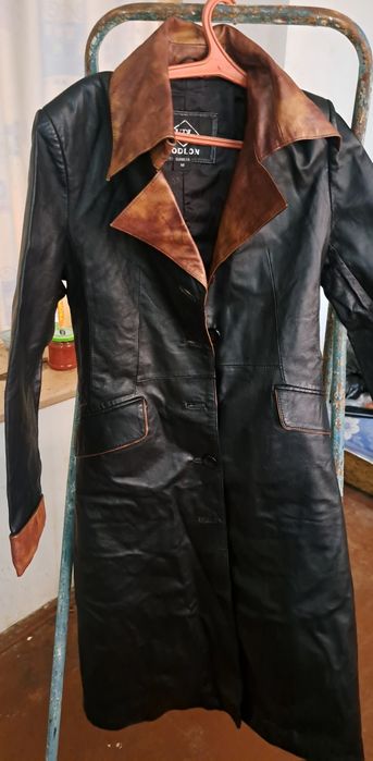 Продам Кожаный плащ