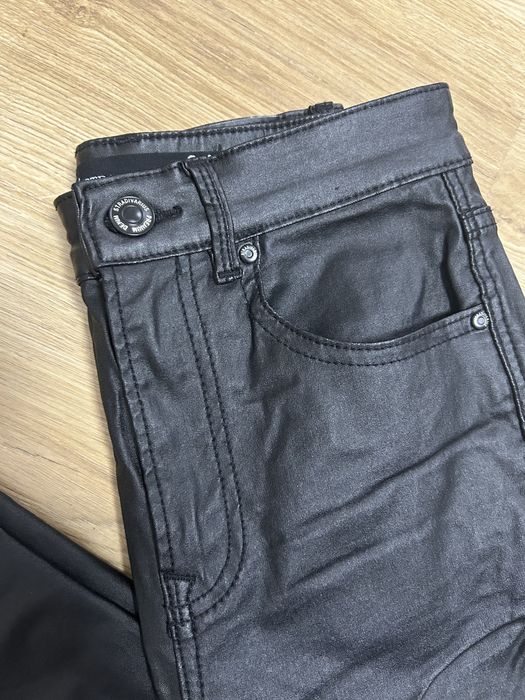 Pantaloni imitatie piele