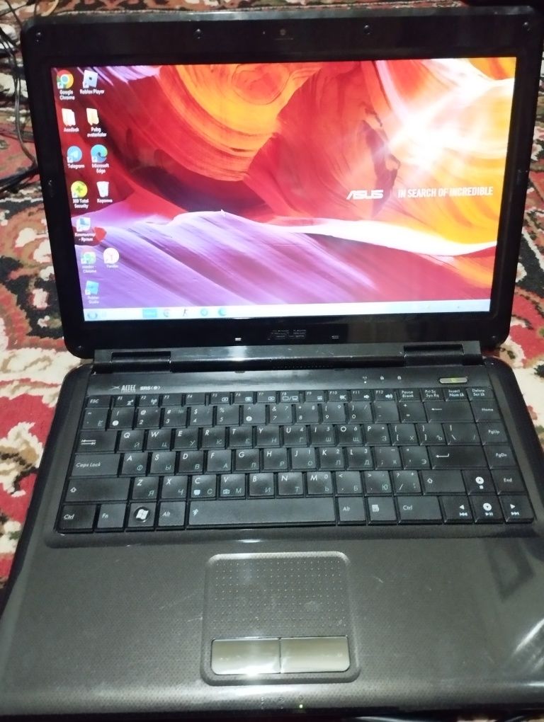 Notebook sotiladi