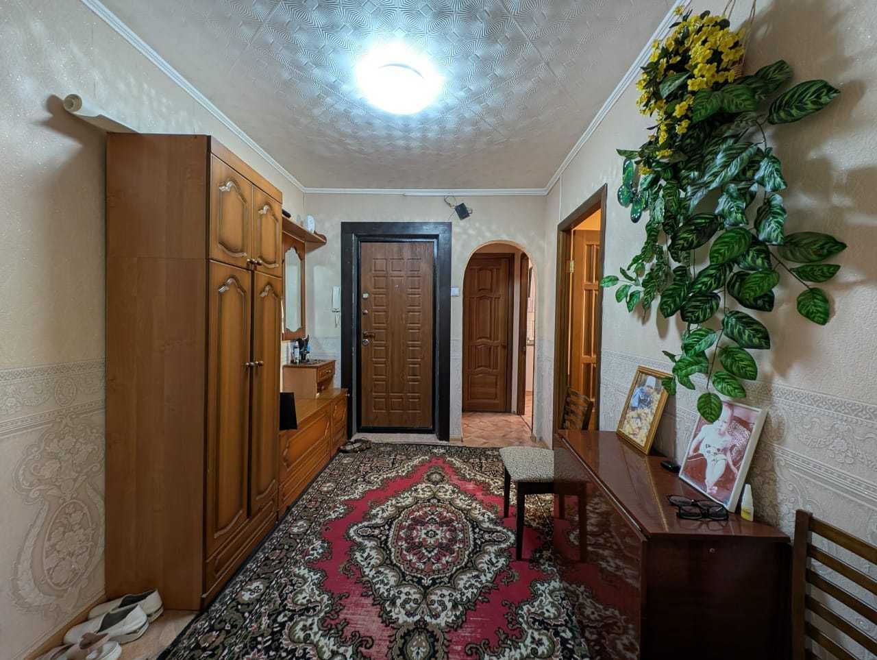 Продается 3 ком квартира микр Строитель
