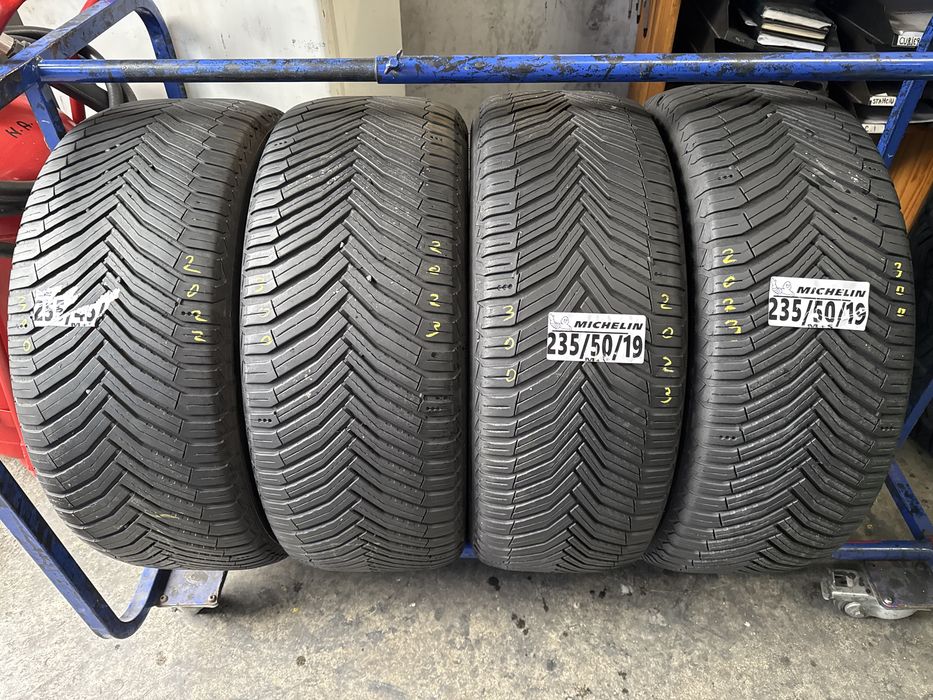 235/50/19 Michelin M+S