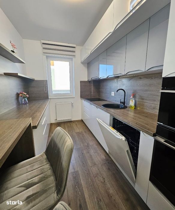 Apartament 3 camere de inchiriat, Prima Premium Onestilor