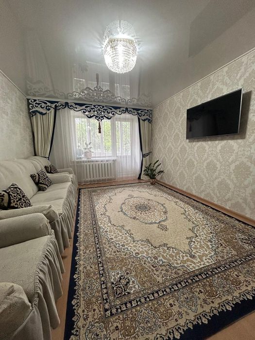3-х комнатная квартира район Строймарт по Ауельбекова