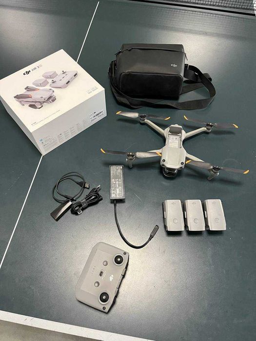Почти нов дрон DJI Air 2S - пълен комплект + кутия