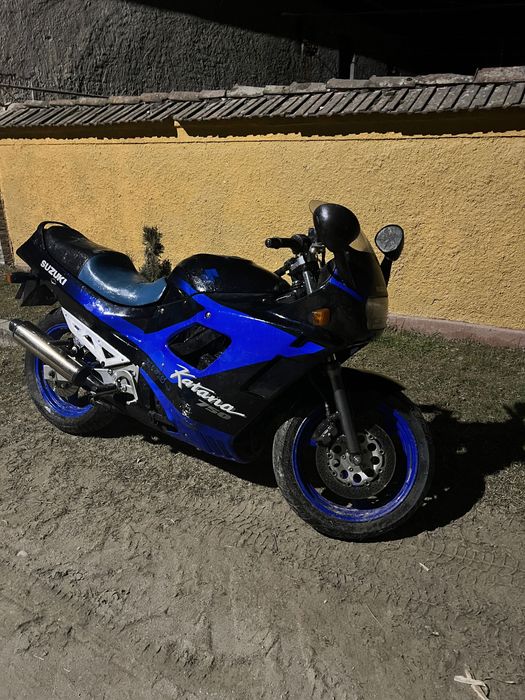 Suzuki GSX 750 F