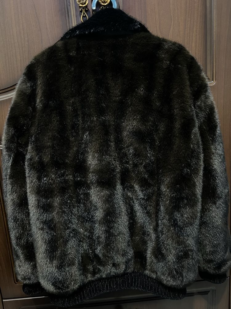 Мужской шуба новый размер болшимерка продаю потому что размер болшой .