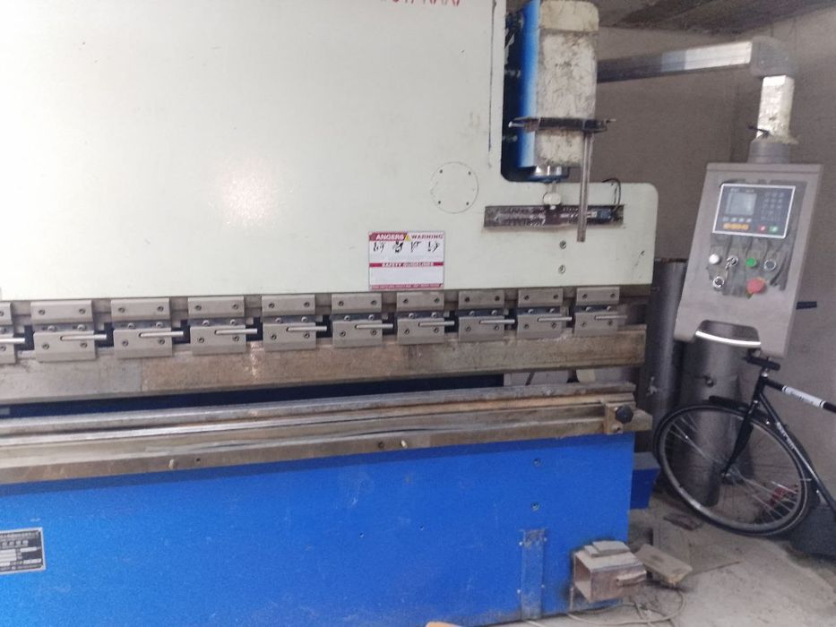 Листогиб сотилади.