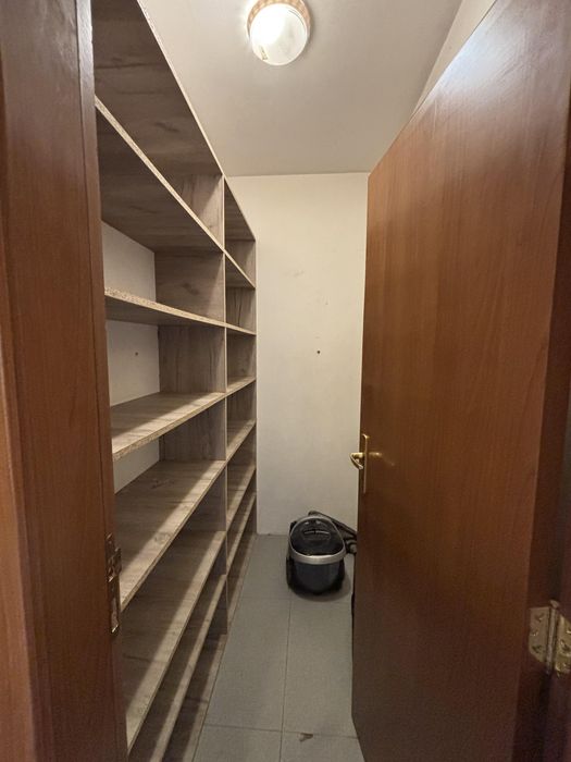 Продава се Двустаен апартамент в София, Дружба 1 - 71 кв.м за 2747 €/кв.м - Снимка #3