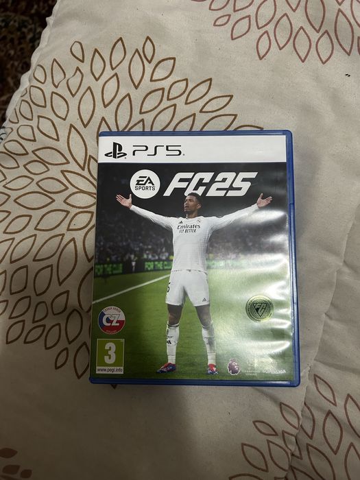 Se vinde Fifa 25 pentru Ps5