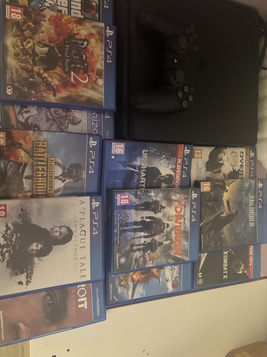 PS4 SLIM+Jocuri pachet complet-stare buna