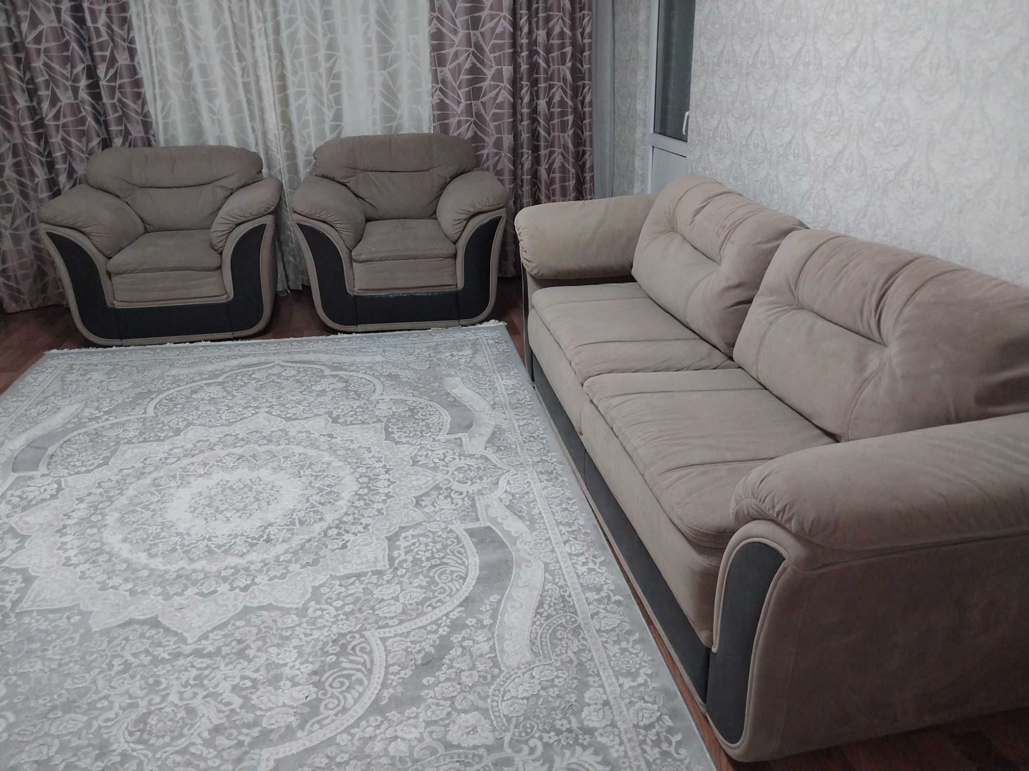 Продам                  Диван