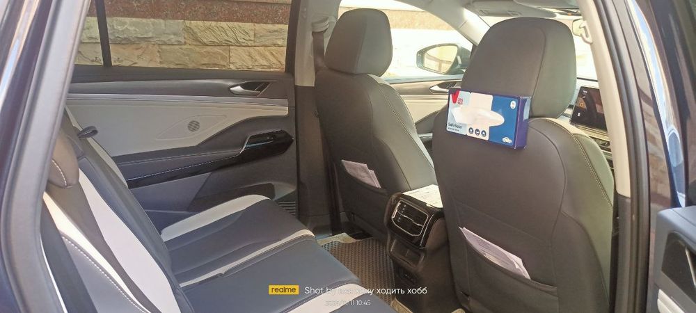 Volkswagen ID6 Crozz