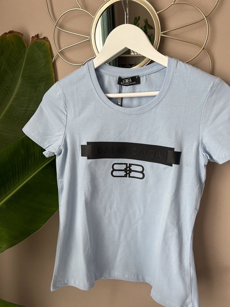 Дамски тениски BALENCIAGA.Нови,с етикети,всичко.Една серия от S до XXL